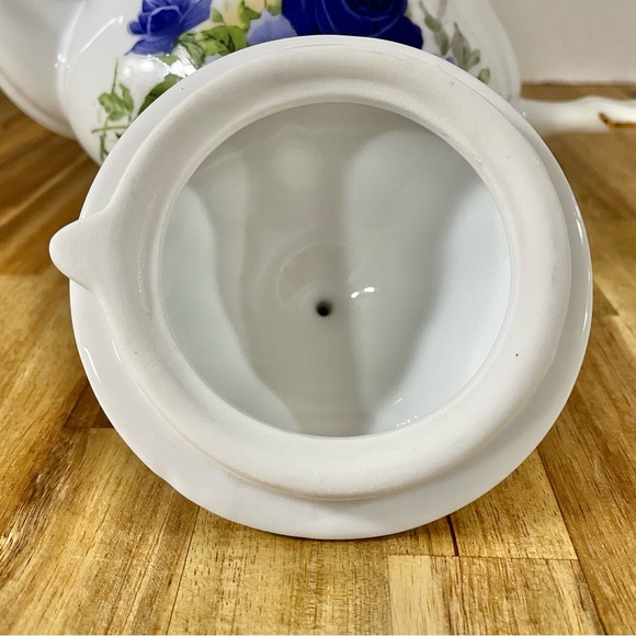 Porcelain Large Gloss White TeaPot with Dark Blue Purple Roses Gold Trim - Picture 7 of 16